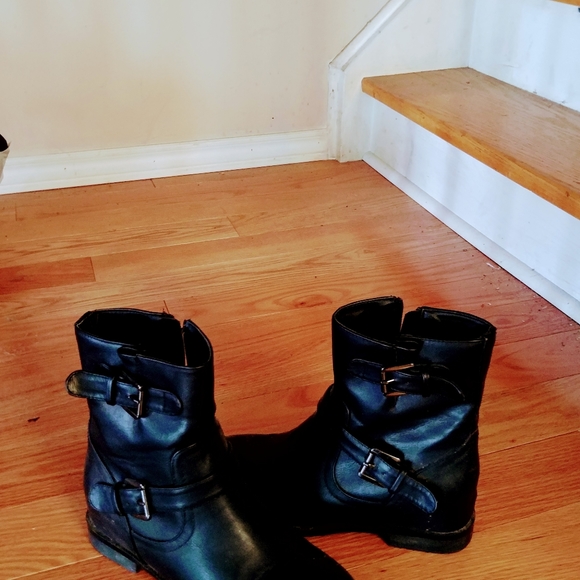 Leather Boot Black Size 7.5 - Picture 1 of 1